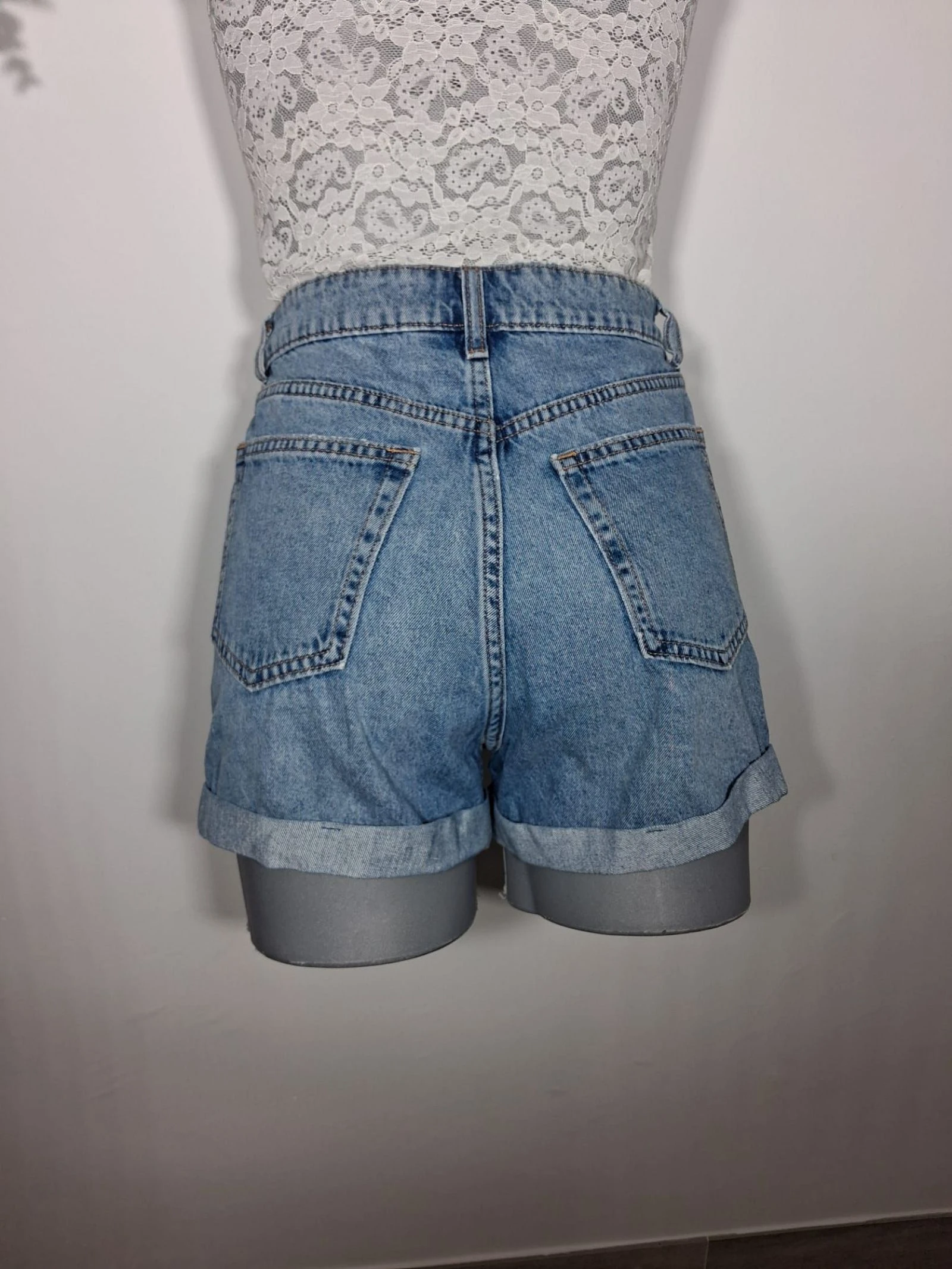 Shorts vaqueros H&M Divided tiro alto talla 34 – photo 5